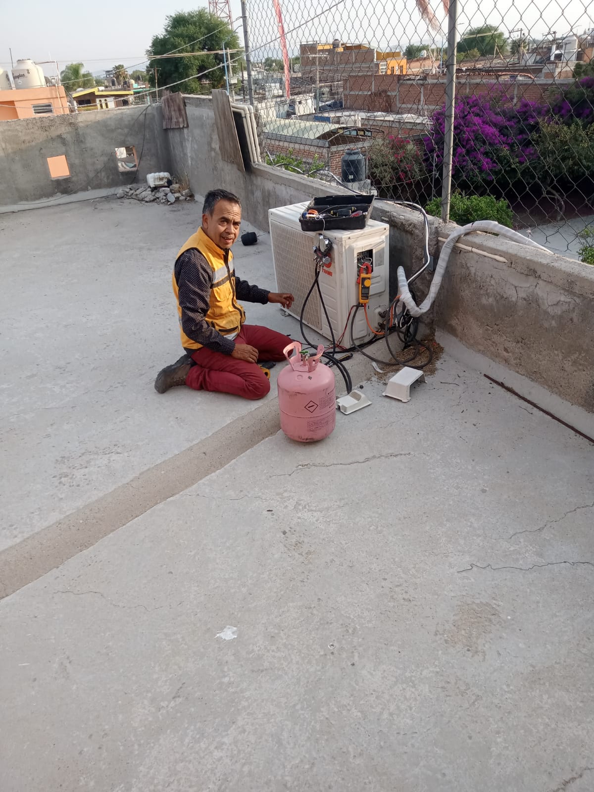 Trabajo técnico en azotea